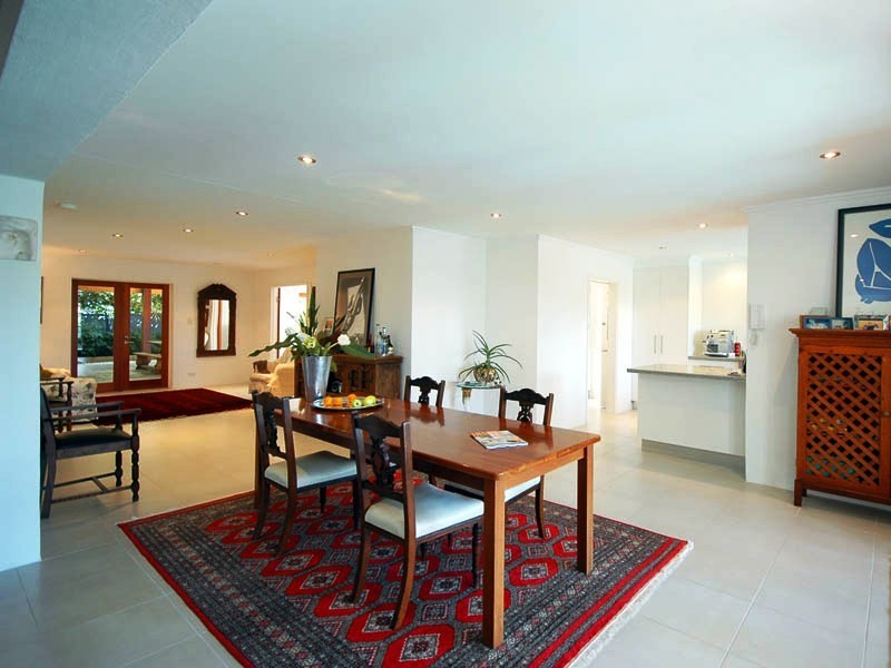 Broadbeach Waters QLD 4218