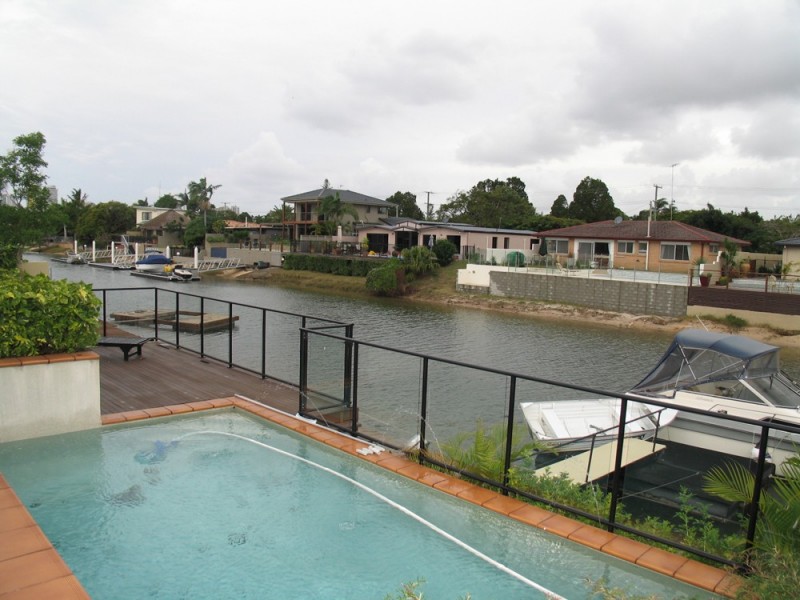 12 Monte Vista Court, Broadbeach Waters QLD 4218