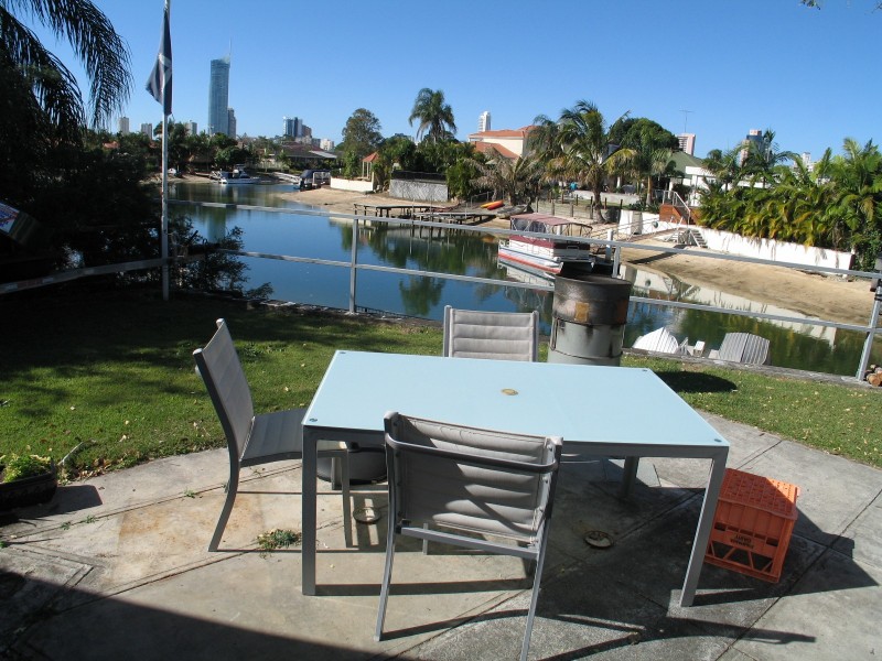 Broadbeach Waters QLD 4218
