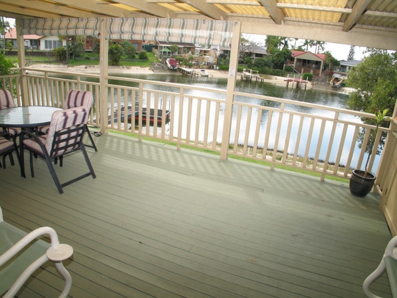 Broadbeach Waters QLD 4218