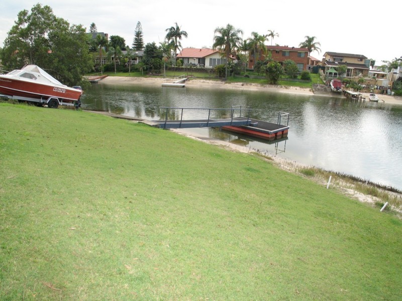 Broadbeach Waters QLD 4218
