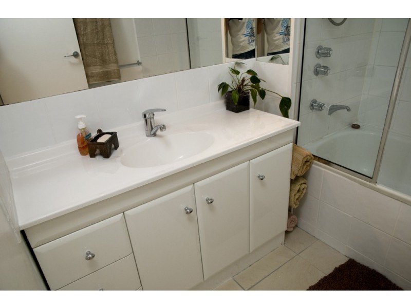 Broadbeach Waters QLD 4218