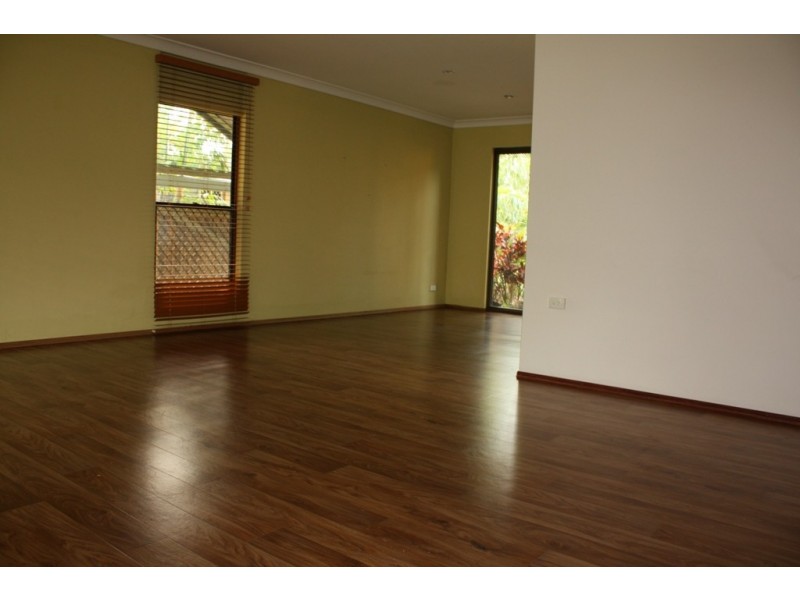 40 Allambi Avenue, Broadbeach Waters QLD 4218