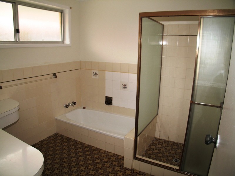 Broadbeach Waters QLD 4218