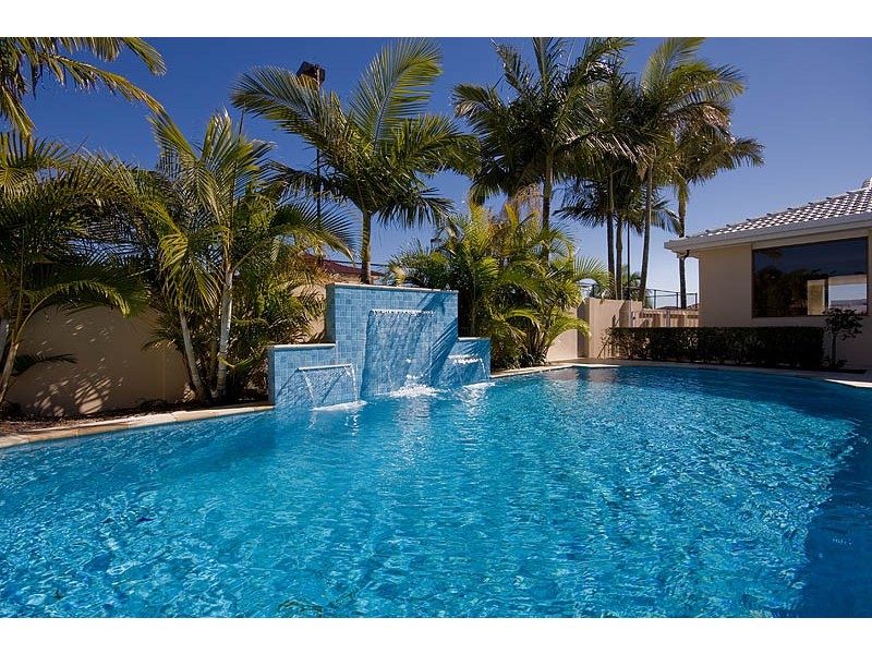 17 Namatjira Court, Broadbeach Waters QLD 4218