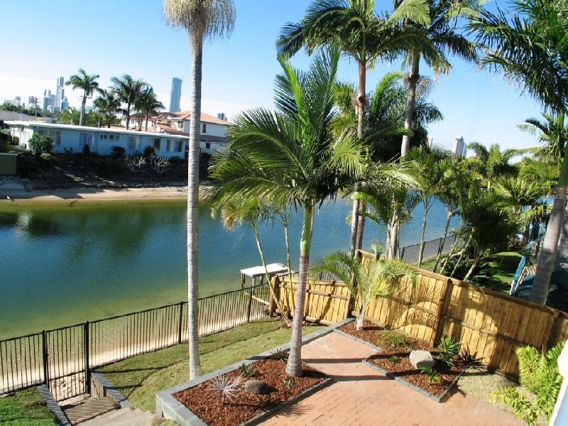 Palmetto, Broadbeach Waters QLD 4218