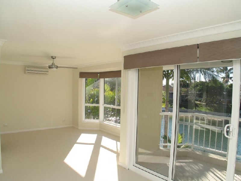 Palmetto, Broadbeach Waters QLD 4218