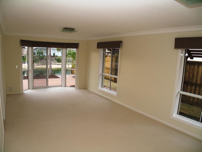 Palmetto, Broadbeach Waters QLD 4218