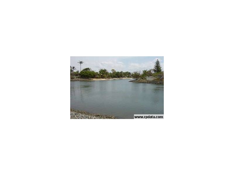 Broadbeach Waters QLD 4218