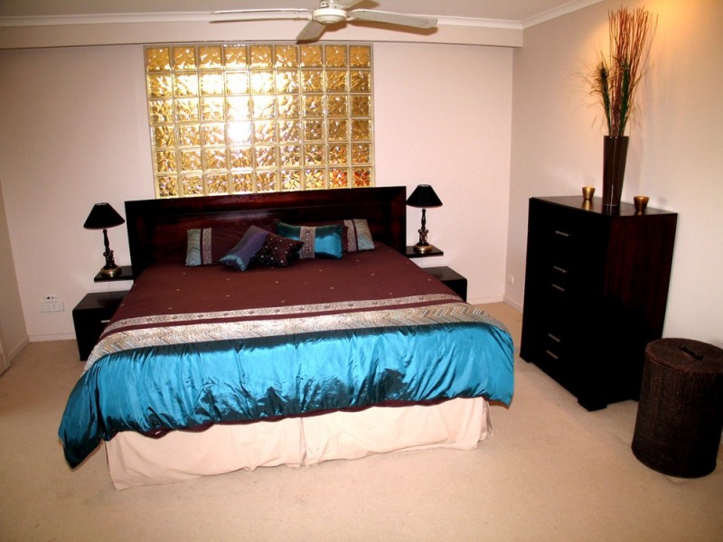 Broadbeach Waters QLD 4218