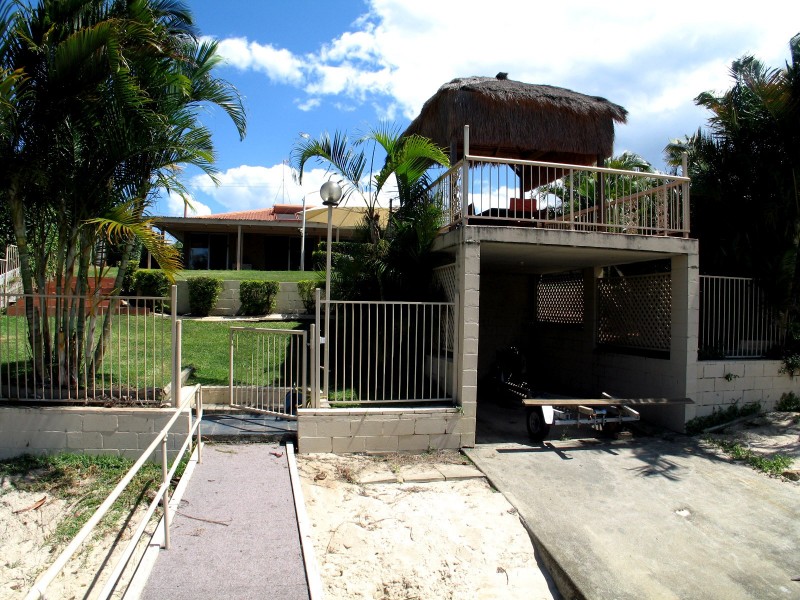 Broadbeach Waters QLD 4218