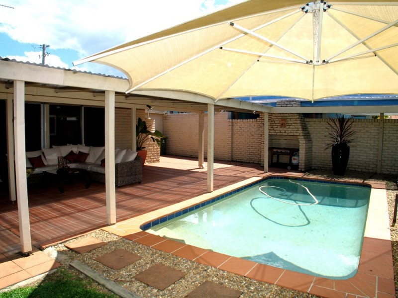 Broadbeach Waters QLD 4218