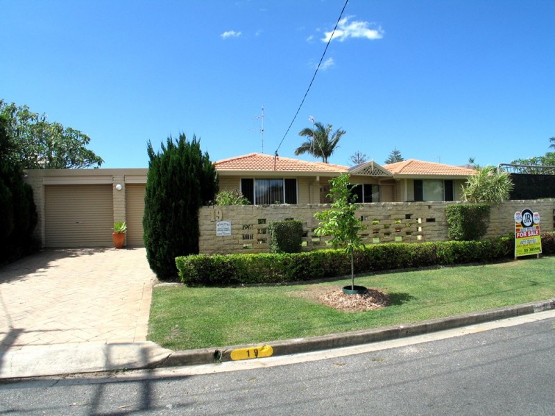 Broadbeach Waters QLD 4218