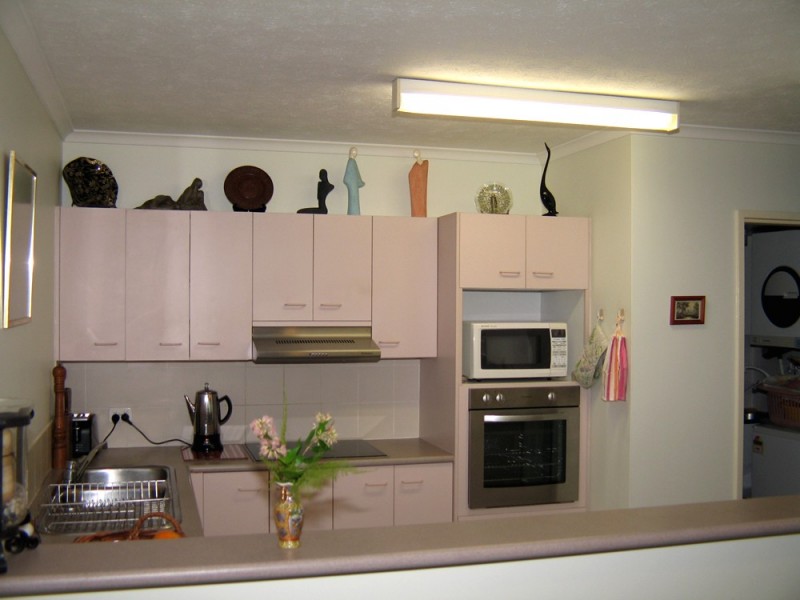 21/3-5 Eady, Broadbeach Waters QLD 4218