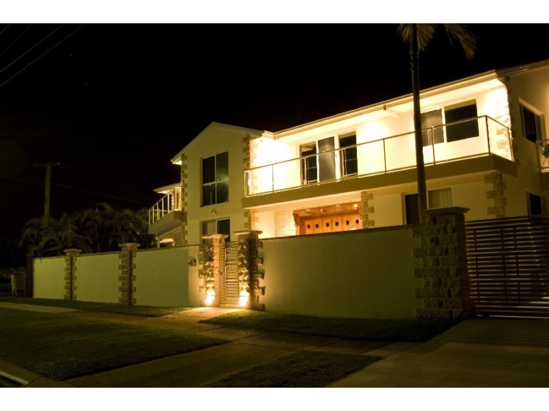 3 Rio Vista Boulevard, Broadbeach Waters QLD 4218