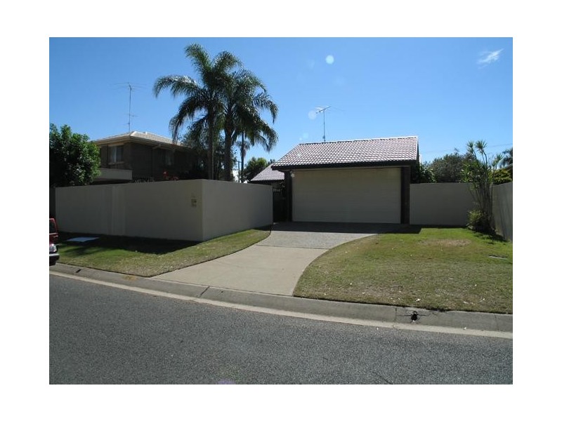 Broadbeach Waters QLD 4218