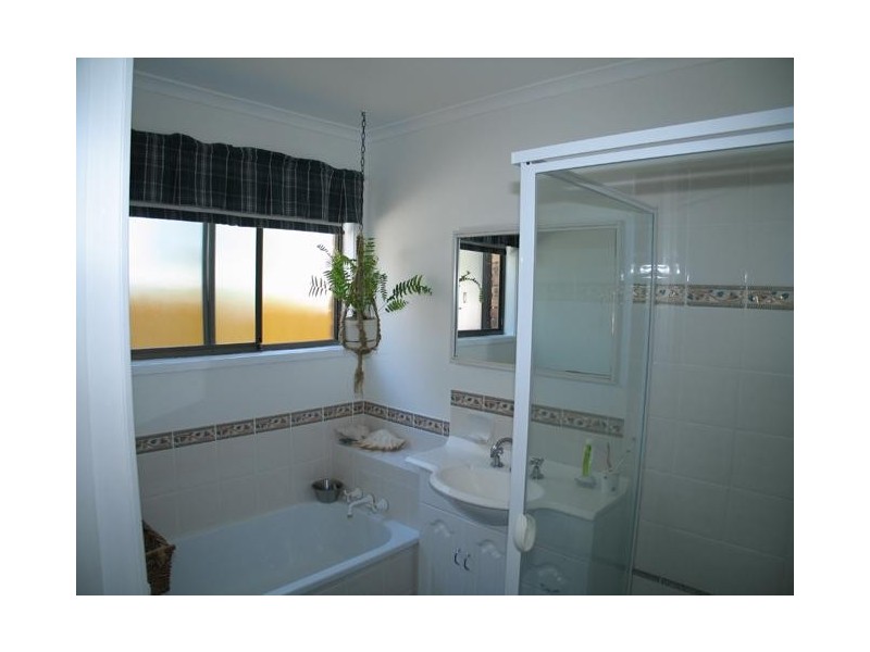 Broadbeach Waters QLD 4218