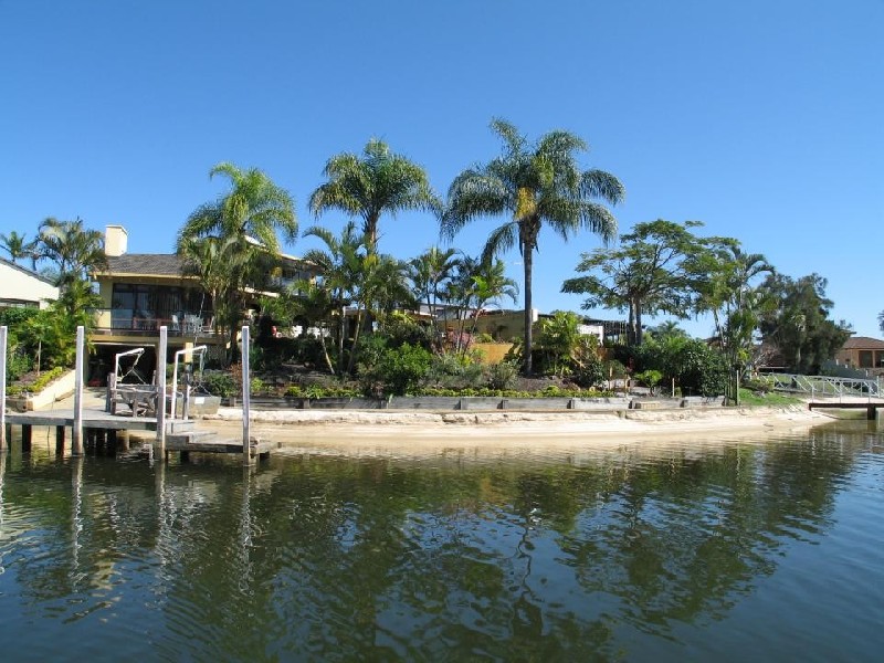 Broadbeach Waters QLD 4218