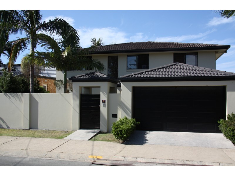13 Poinciana Blvd, Broadbeach Waters QLD 4218