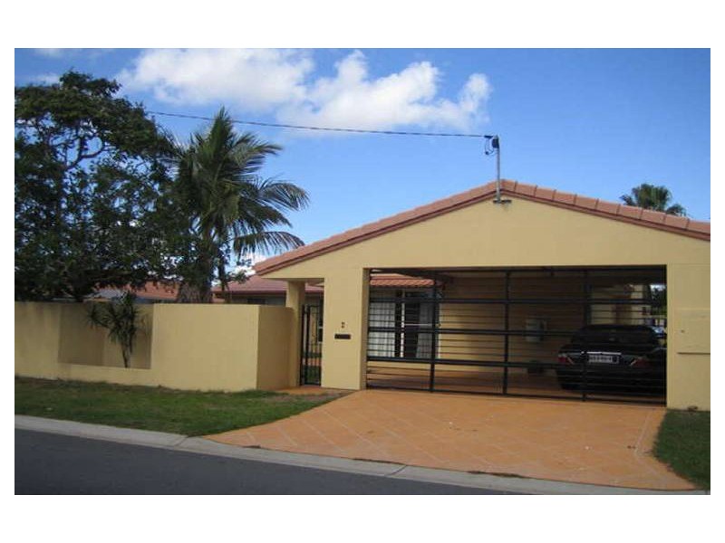 2 Monte Vista Court, Broadbeach Waters QLD 4218