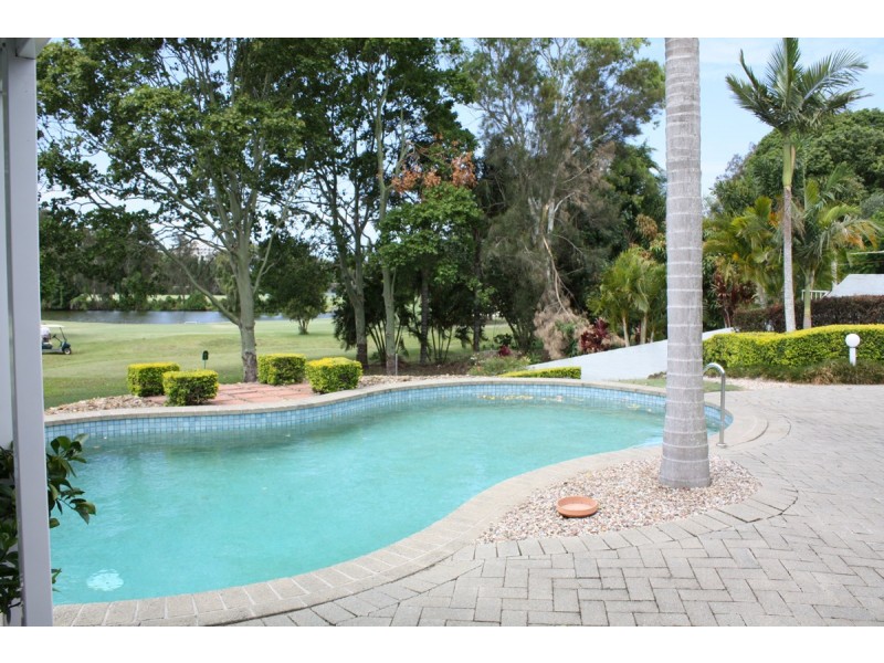 71 Santa Cruz Blvd, Clear Island Waters QLD 4226