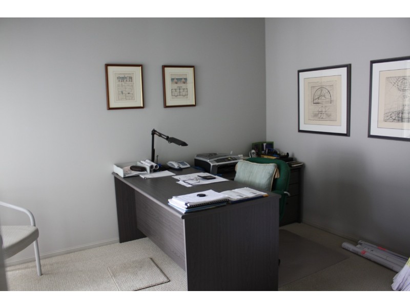 71 Santa Cruz Blvd, Clear Island Waters QLD 4226