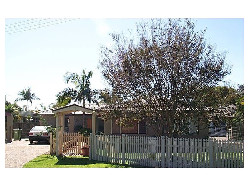 71 Kalimna Drive, Broadbeach Waters QLD 4218