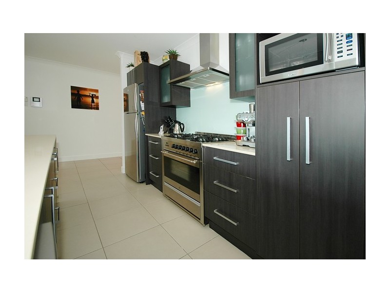 100 Rio Vista Blvd, Broadbeach Waters QLD 4218