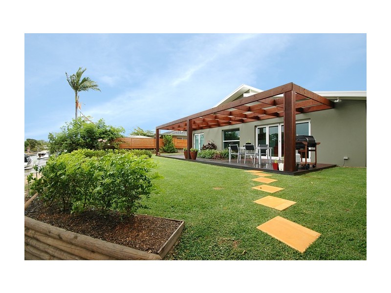 100 Rio Vista Blvd, Broadbeach Waters QLD 4218