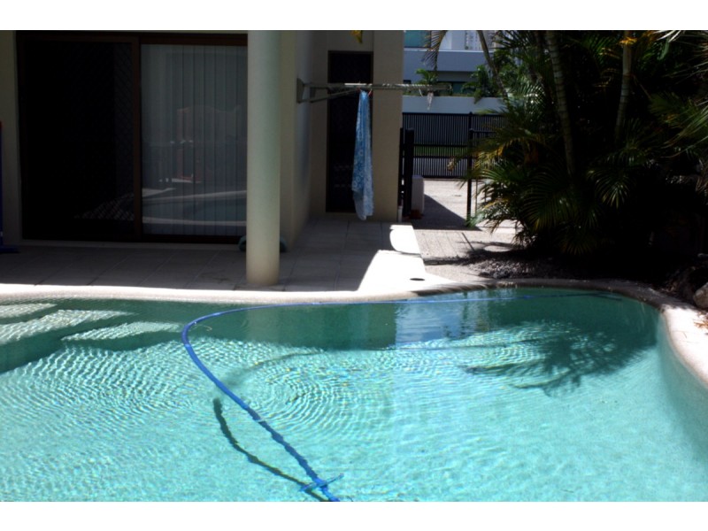 1 Norseman Court, Paradise Waters QLD 4217