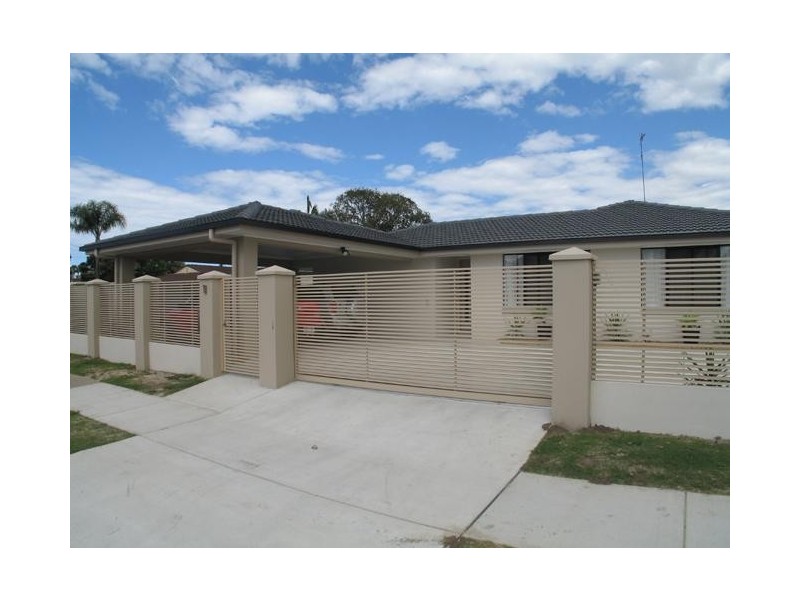 Broadbeach Waters QLD 4218