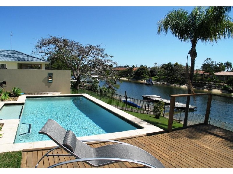 Broadbeach Waters QLD 4218