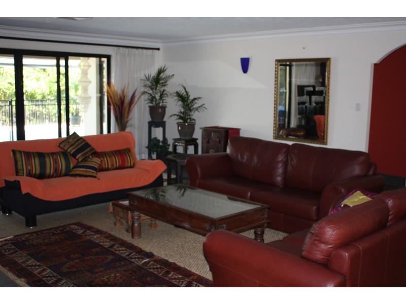 Broadbeach Waters QLD 4218