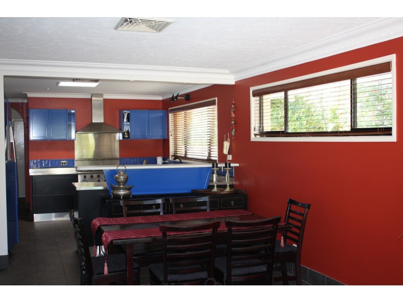 Broadbeach Waters QLD 4218