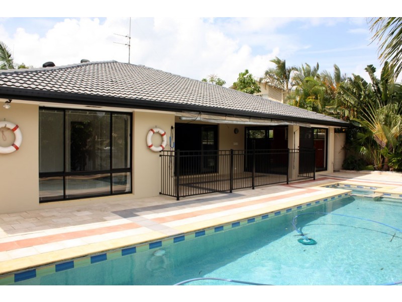 Broadbeach Waters QLD 4218