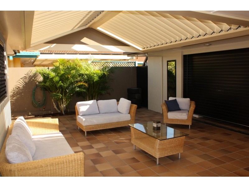 20 Saywell St, Sorrento QLD 4217