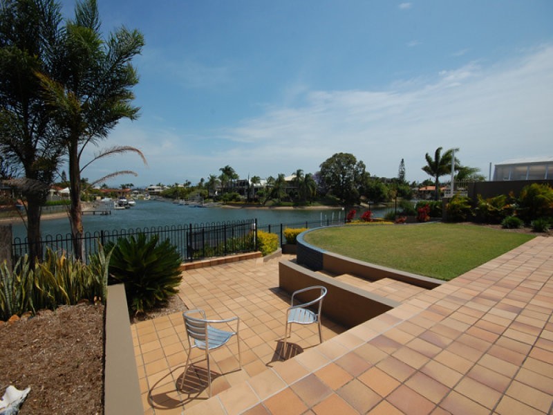 20 Saywell St, Sorrento QLD 4217