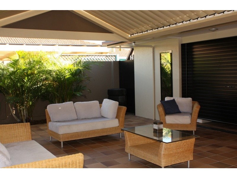 20 Saywell St, Sorrento QLD 4217