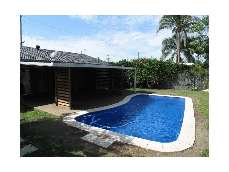 Broadbeach Waters QLD 4218