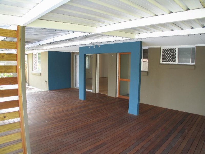 Broadbeach Waters QLD 4218