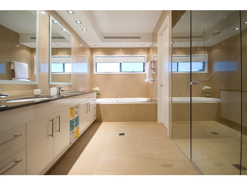 Broadbeach Waters QLD 4218