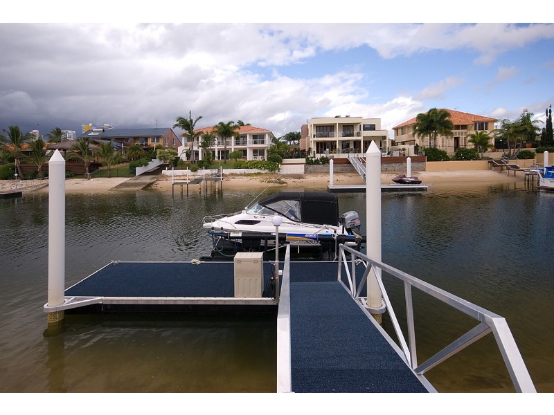 Broadbeach Waters QLD 4218