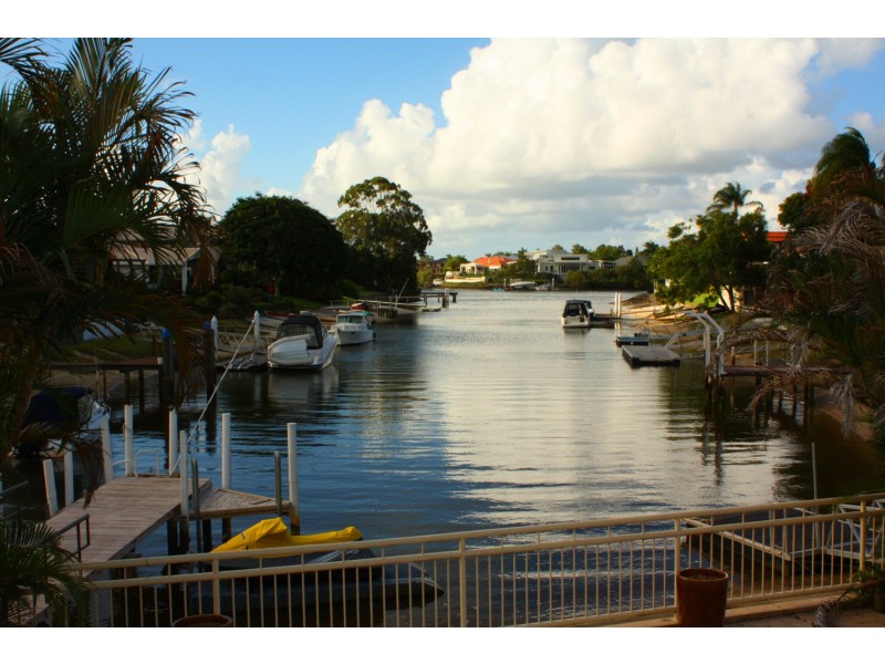 44 Cypress Drive, Broadbeach Waters QLD 4218