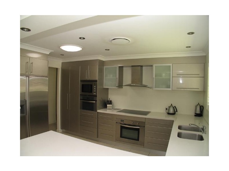 Broadbeach Waters QLD 4218