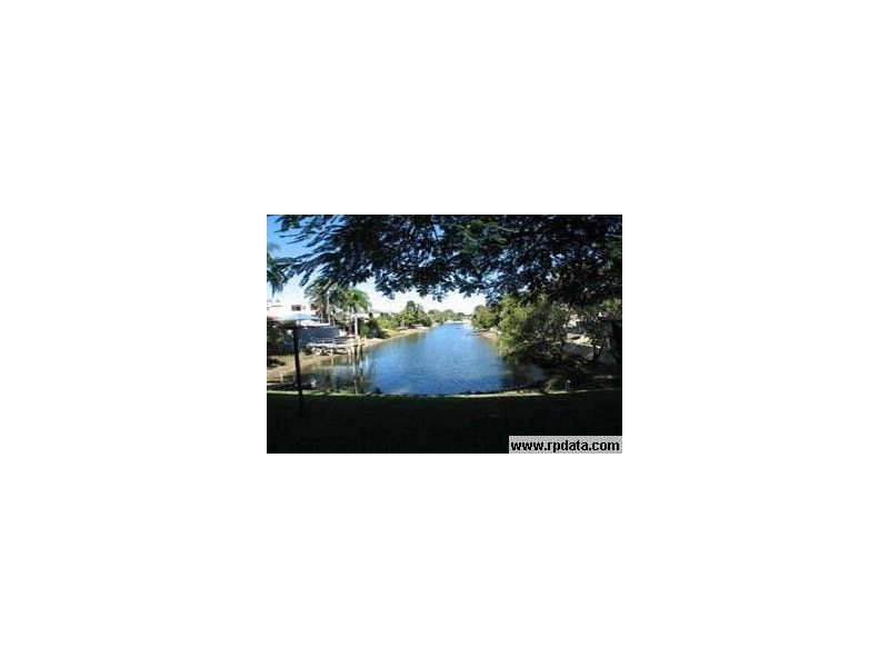 Broadbeach Waters QLD 4218