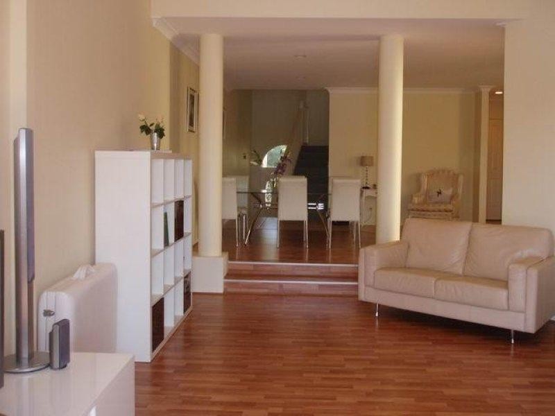 Clear Island Waters QLD 4226