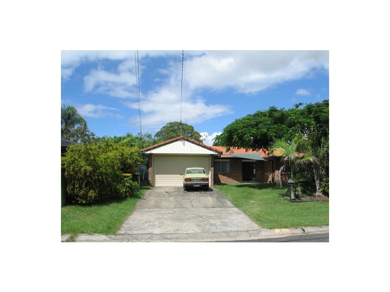 6 Park Avenue, Broadbeach Waters QLD 4218