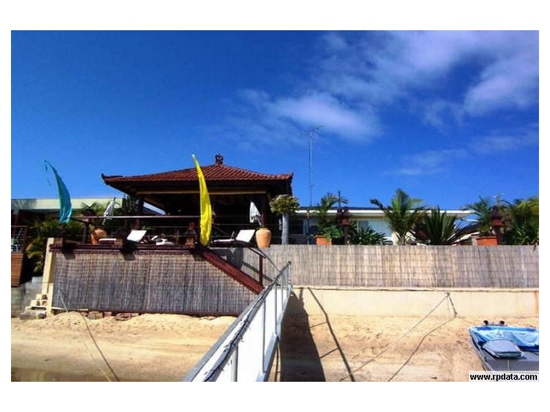 Broadbeach Waters QLD 4218