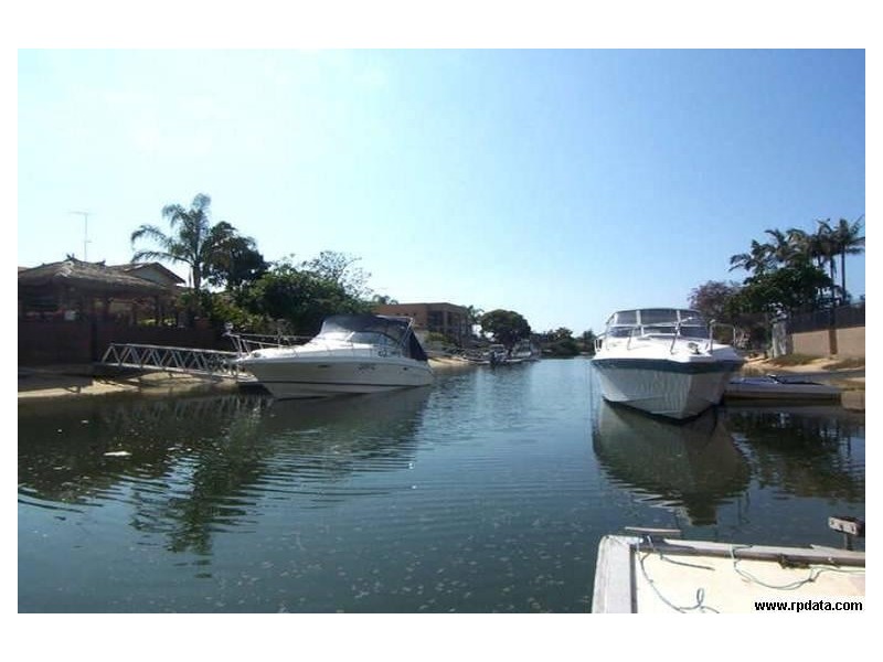 Broadbeach Waters QLD 4218