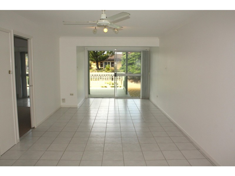1/20 Summerland Key, Broadbeach Waters QLD 4218
